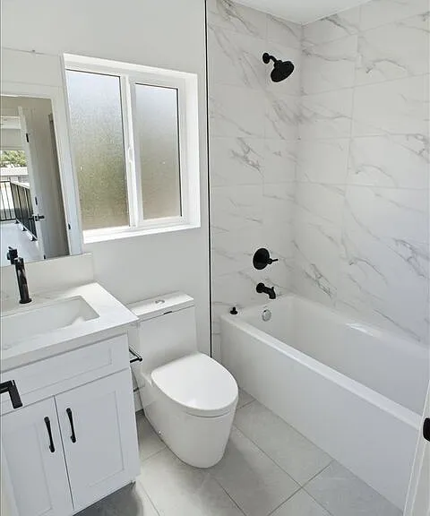 14167 Calvert St — Photo 20