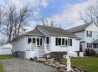 61 Passaic St, Middletown, NJ 07748