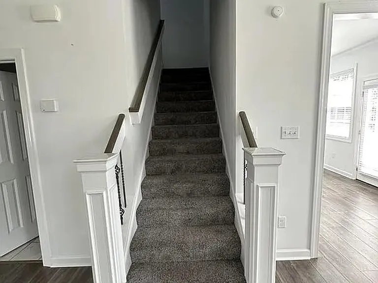 2714 Pleasant Ave — Photo 8