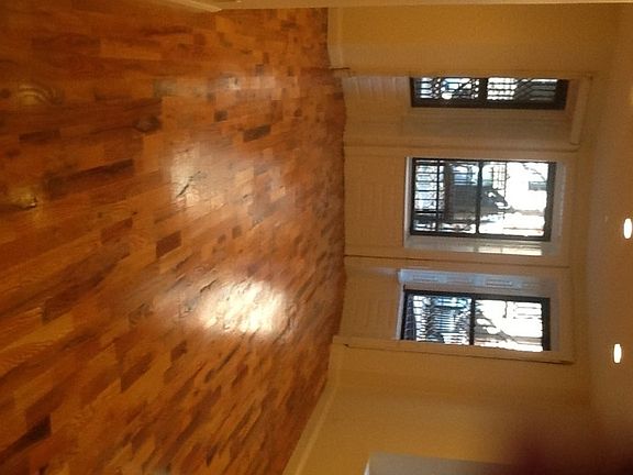3rd image of 122 W 130th St