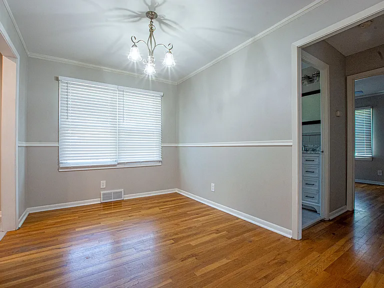 5806 Western Ave #1 — Photo 3