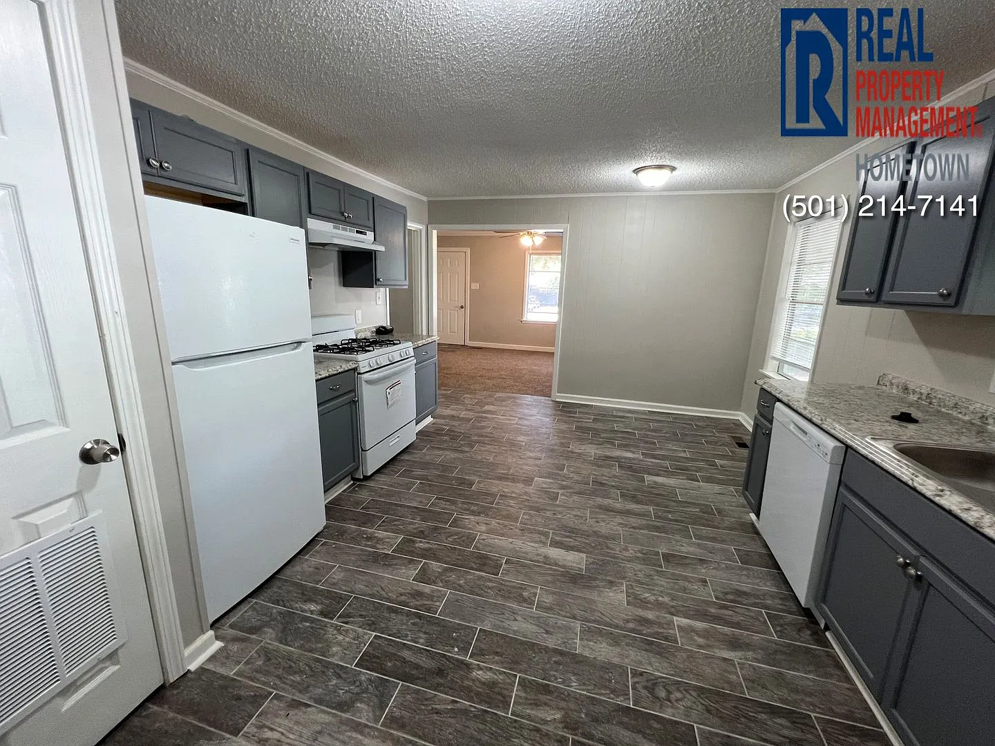 3-bed 1-bath home for rent in Jacksonville! — Photo 4