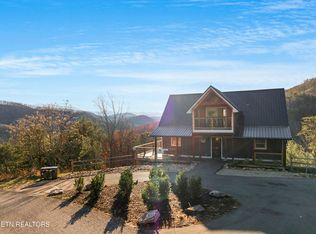 1509 Mountain Ash Way, Sevierville, TN 37876