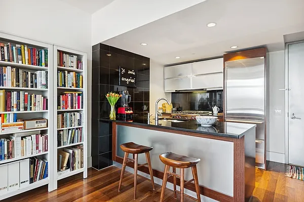 Rented by Miriam Izsak Realty  LLC | media 13