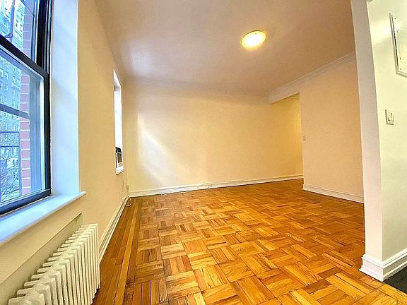 4th image of 146 W 79th St APT 3A