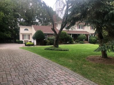 15 Maple Dr, Caldwell, NJ, 07006