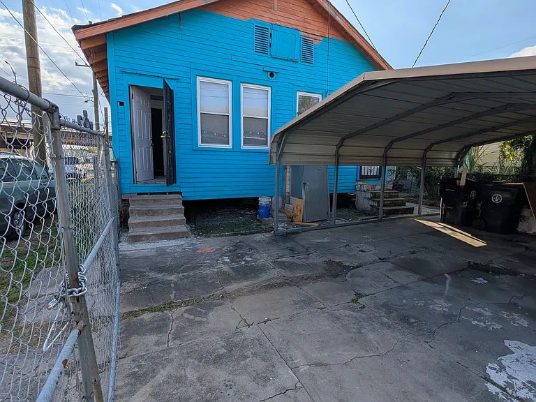 2733 N Robertson St #2733 — Photo 9