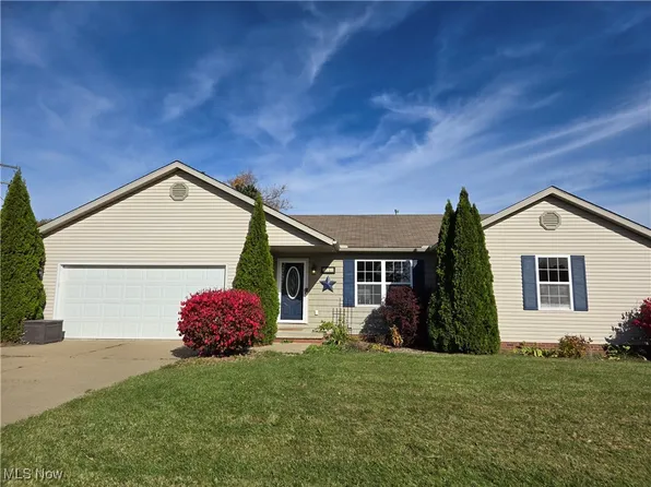 4990 Woodstone Ave NW, Massillon, OH 44647