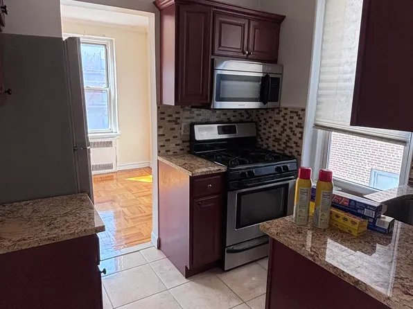 114-20 Queens Boulevard image 1 of 6