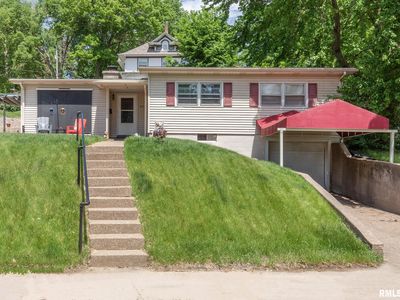 2230 Telegraph Rd, Davenport, IA, 52804