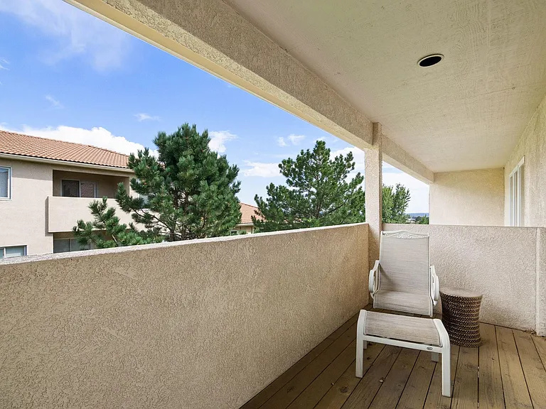 146 Luxury Ln — Photo 22