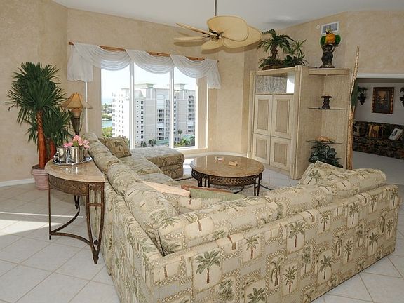 2nd image of 4183 Bay Beach Ln APT 3H6