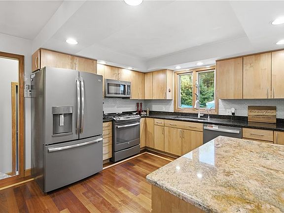 5th image of 326 Henry Brown Rd