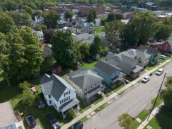 3rd image of 430 Loder St