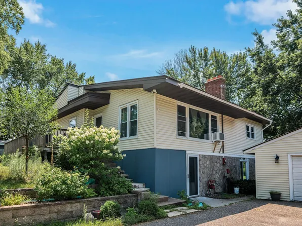 2354 Main St NW, Coon Rapids, MN 55448