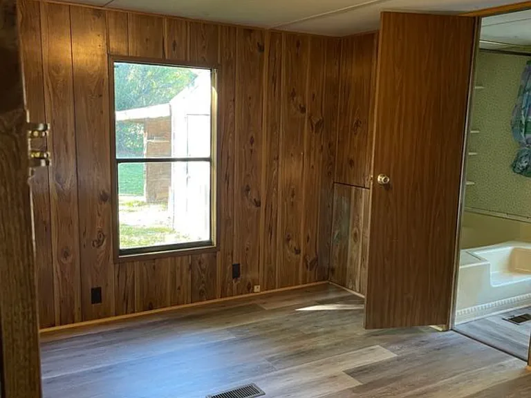 144 Mill Rd — Photo 10