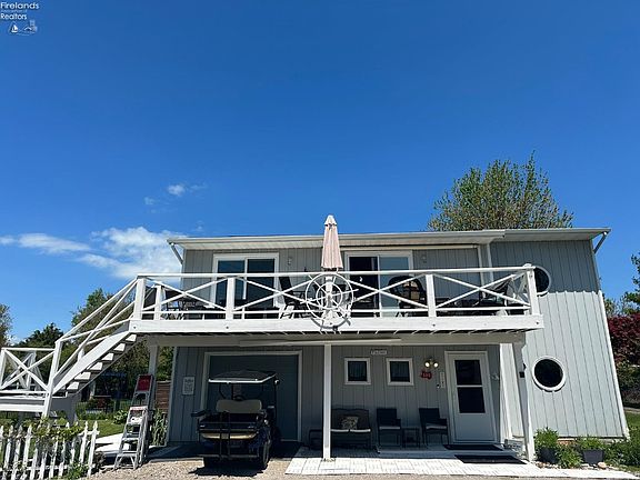 2nd image of 105 Memory Ln