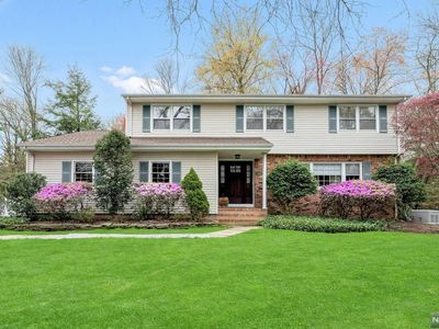 96 Barrett Ln, Wyckoff, NJ, 07481