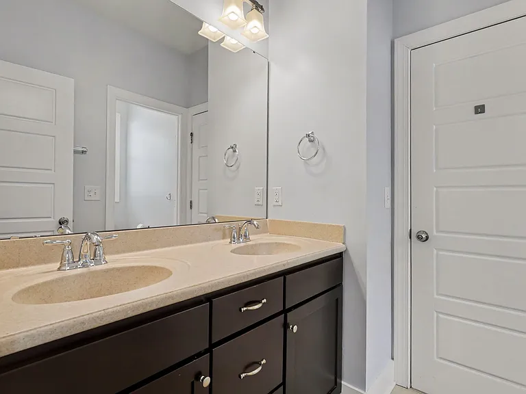 805 Laurel Garden Way — Photo 31