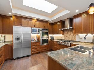 30 Peacock Ct, San Rafael, CA 94901