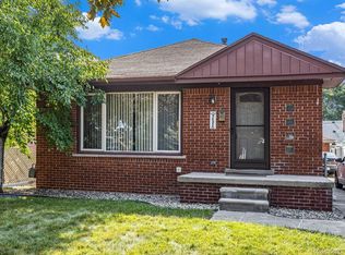 9692 Rosedale Blvd, Allen Park, MI 48101