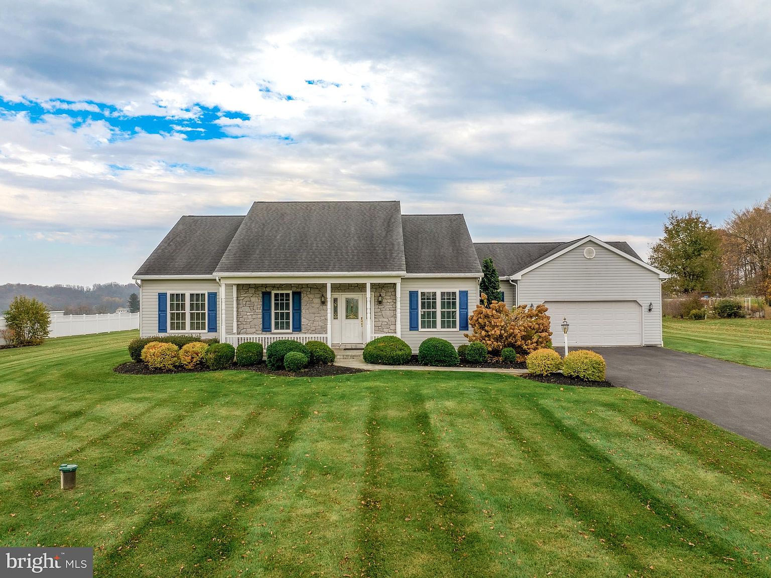 6062 Fisher Dr, Narvon, PA 17555 | Zillow