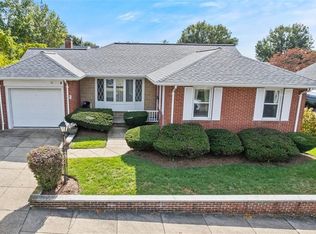 14 Stonelaw Ave, Providence, RI 02908