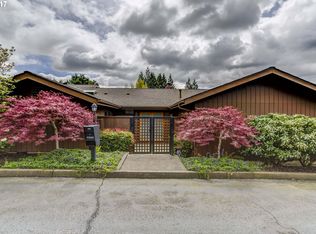 7500 SW Clear Hills Dr, Portland, OR 97225