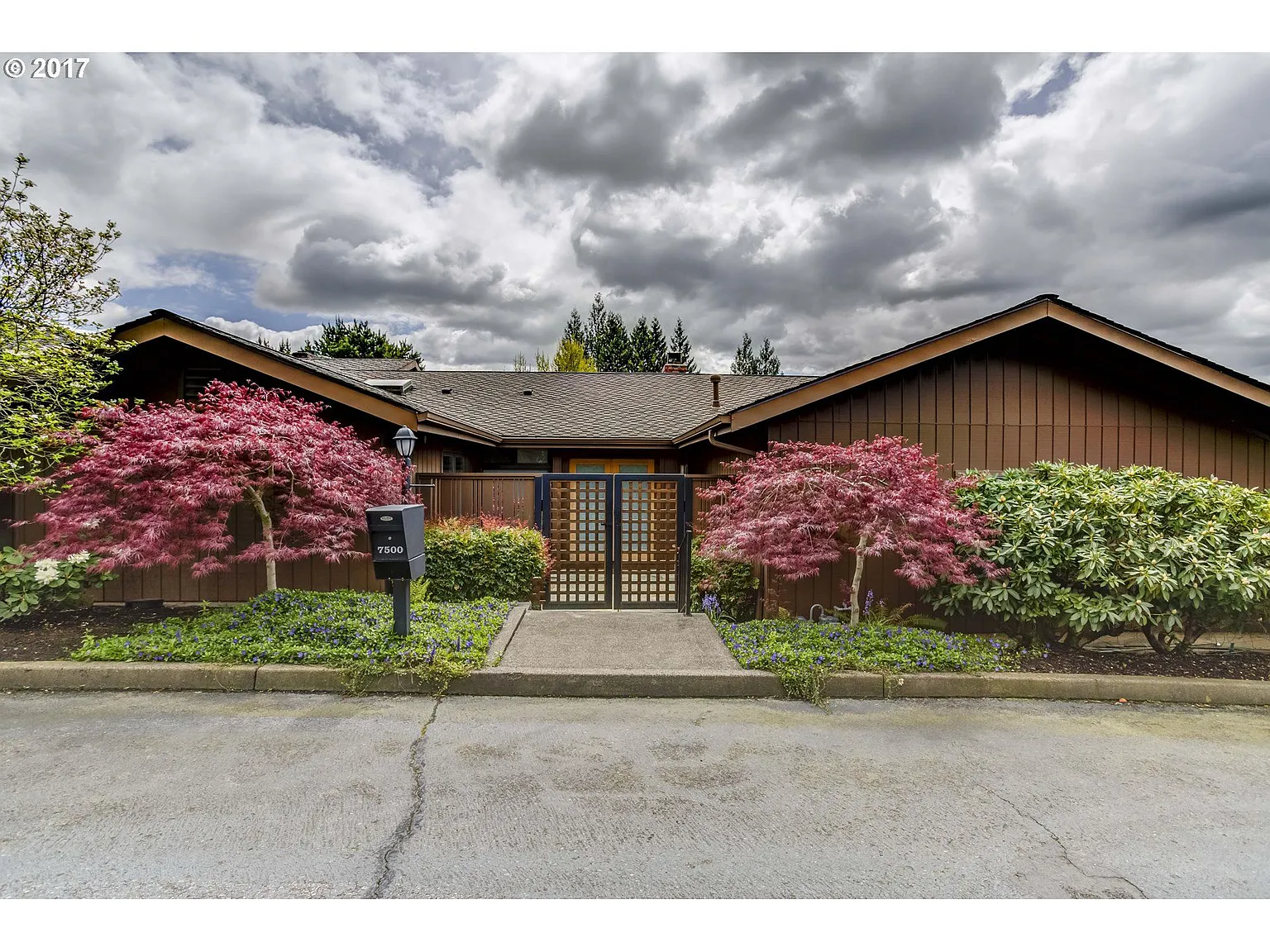 7500 SW Clear Hills Dr photo 1