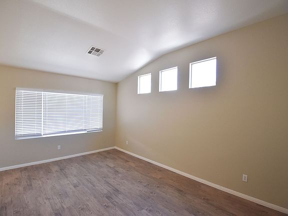 3rd image of 6306 Apple Orchard Dr