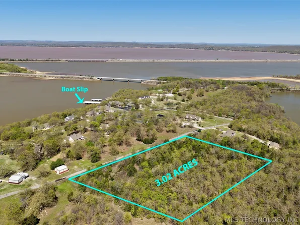 19 Falcon Ln, Eufaula, OK 74432