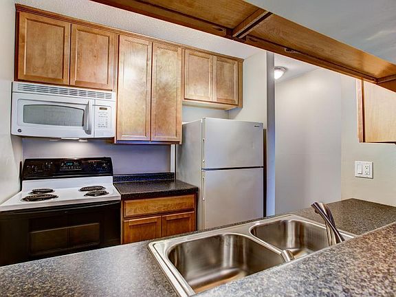 2nd image of 12942 Nicollet Ave APT 102