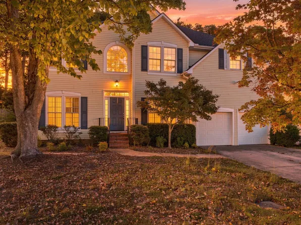 7 Halehaven Dr, Simpsonville, SC 29681