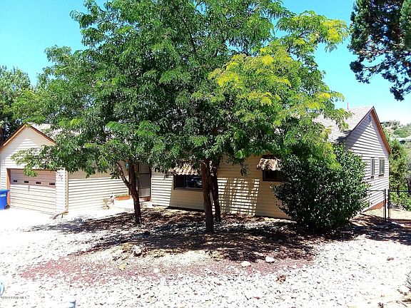 2nd image of 635 Pauley Dr