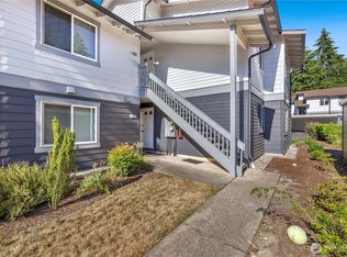 11444 SE 257th Pl APT D203, Kent, WA 98030