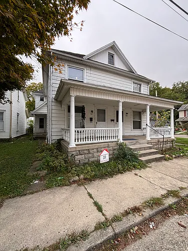 731 Young St Photo 1 731 Young St Photo 1