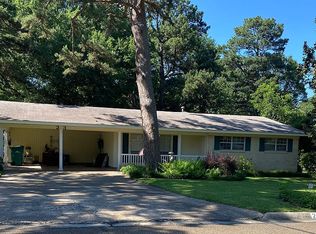 23 Wisteria Dr, Texarkana, TX 75503