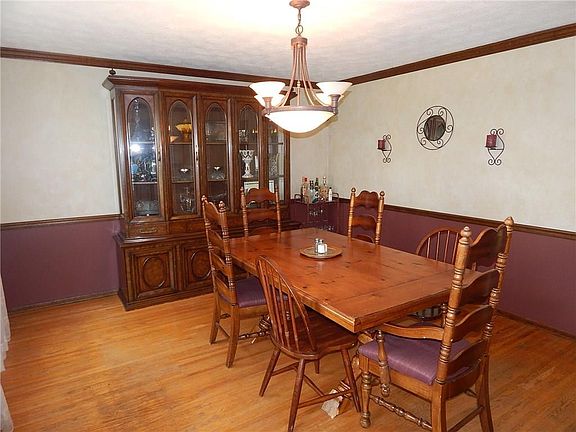 5th image of 94 Matthew Dr