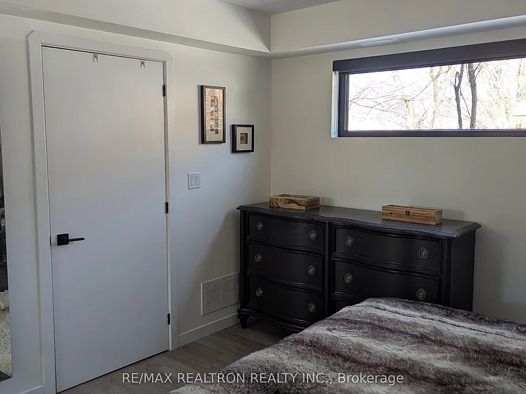 35 Albert St #1 — Photo 5