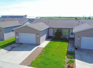 710 2nd St NE, Watford City, ND 58854