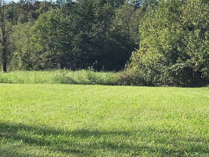 2nd image of Toms Knob Rd