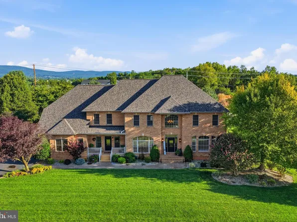 10908 Sassan Ln, Hagerstown, MD 21742