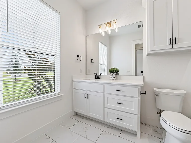 4761 Sarah Dr — Photo 13
