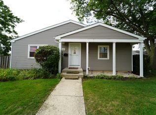 807 Mansfield Ct, Schaumburg, IL