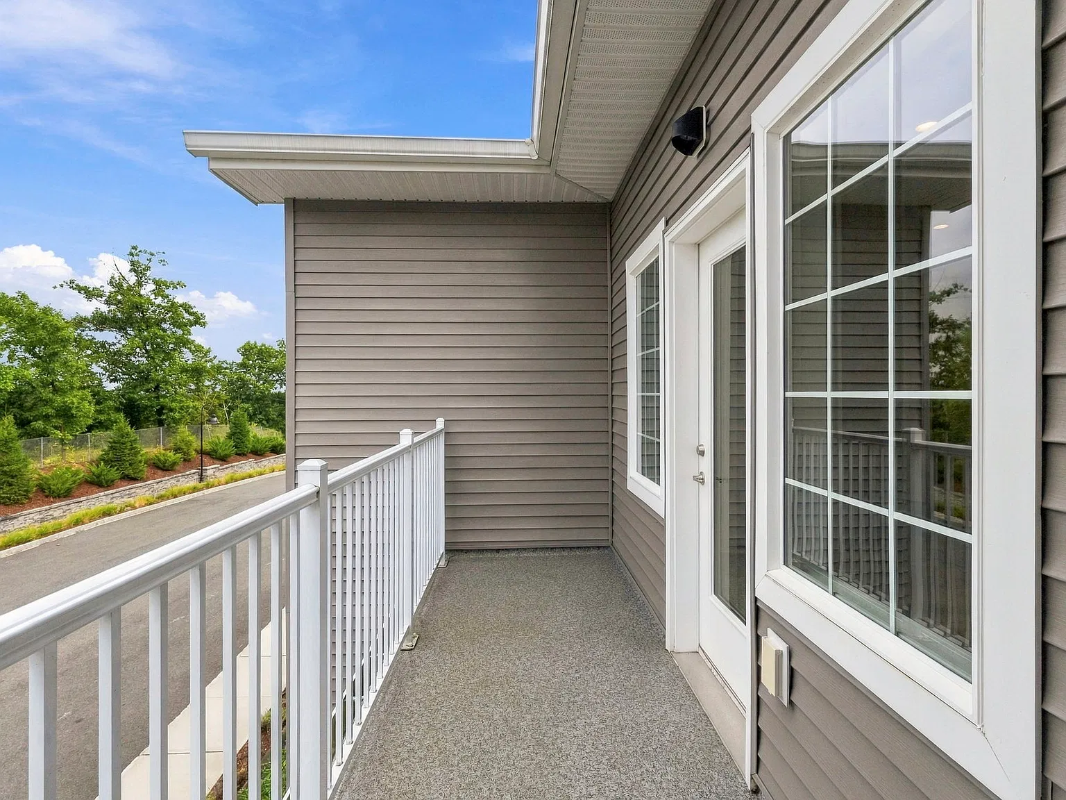 17 Hook Mountain Road - 211 — Photo 2