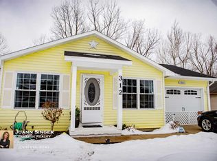312 Hickory Dr, Connersville, IN 47331