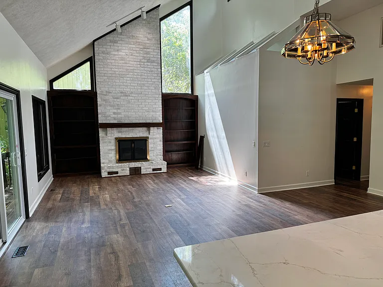 1723 Margarita Ln — Photo 20