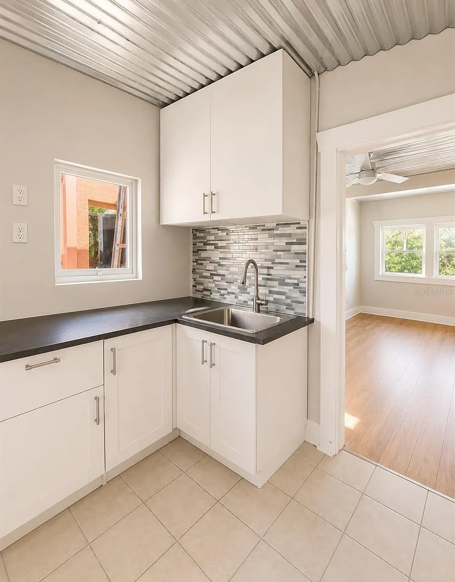1 bed, 600 sqft, $1,400 — Photo 3