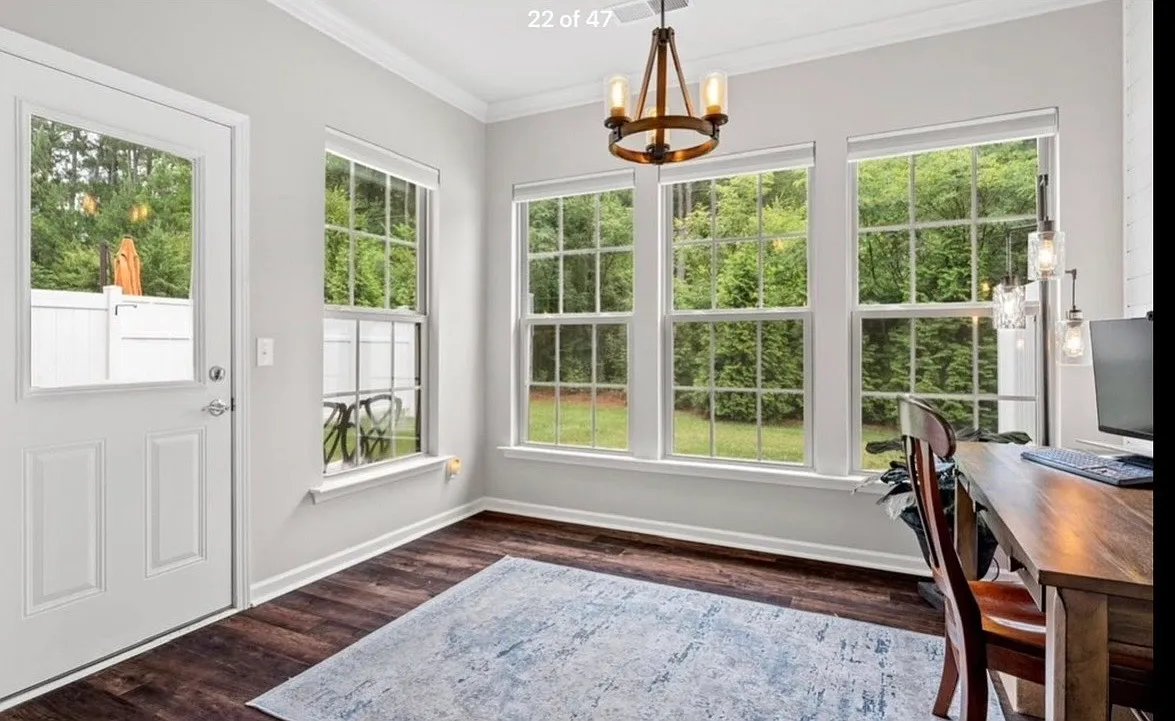 3 bed, 2.5 bath, 2080 sqft, $2,600 — Photo 3