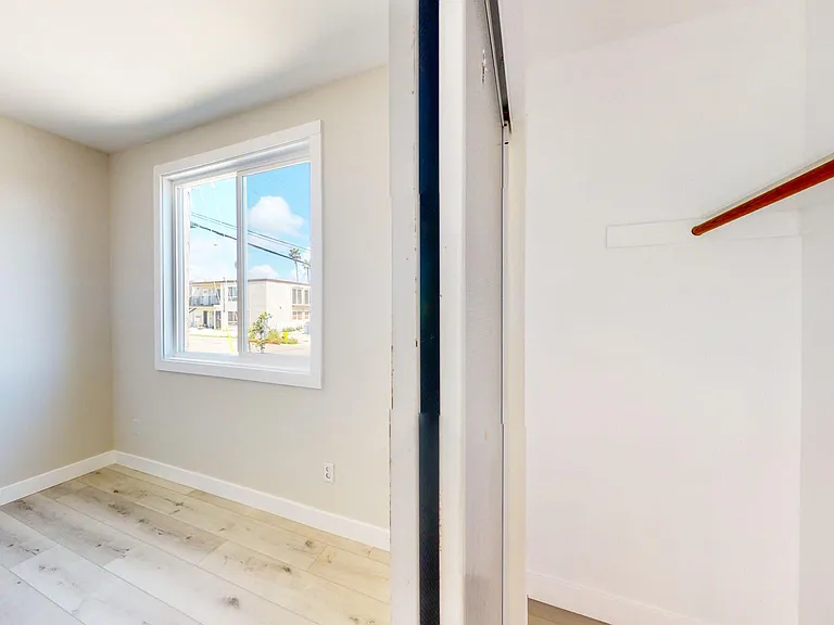 192 Imperial Beach Blvd — Photo 25